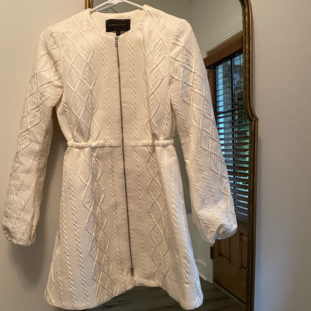 BCBGMAXAZRIA COAT